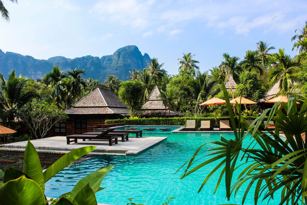 BEST LUXURY HOTELS IN THAILAND;